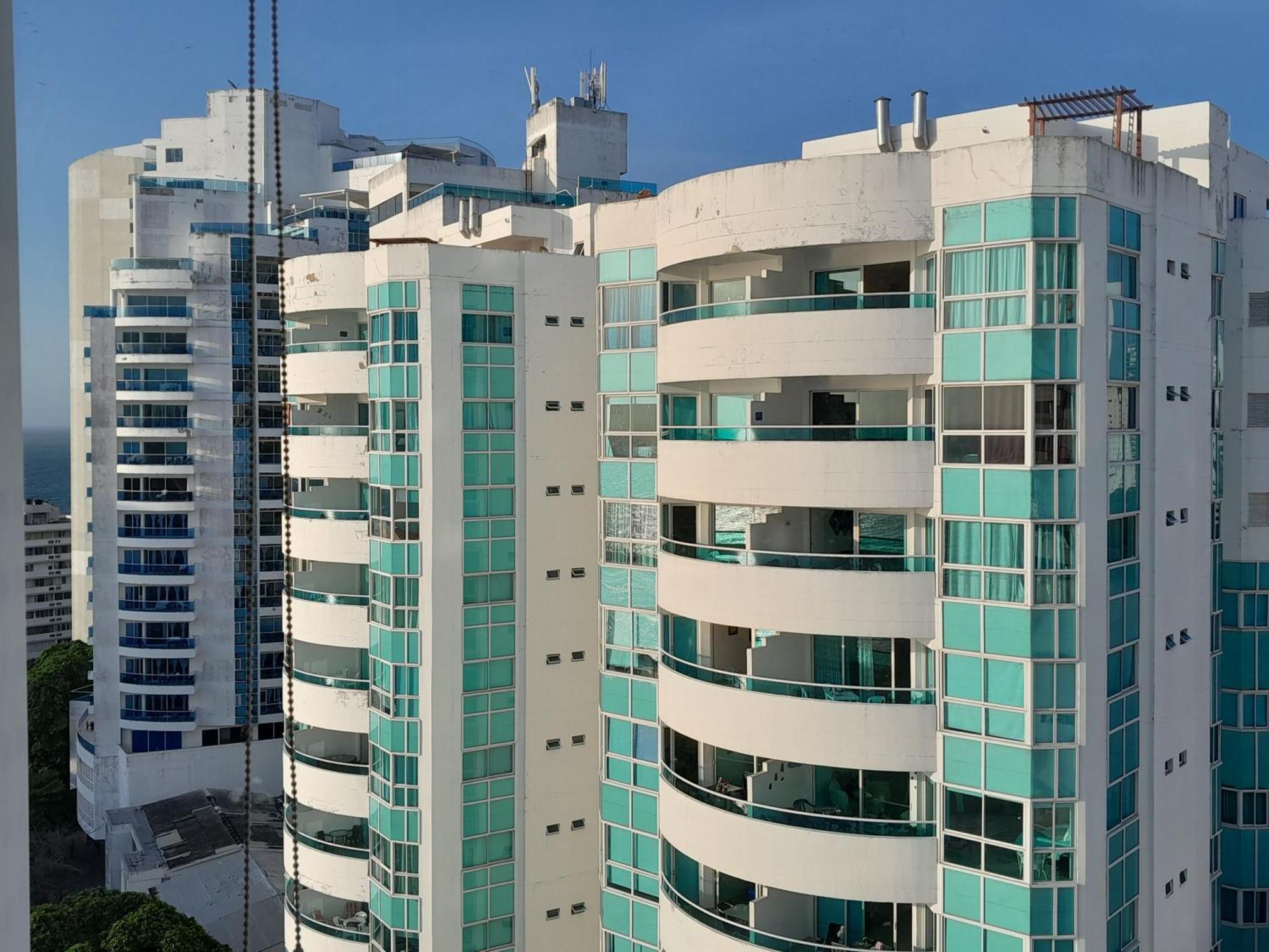 Oceanside 3-Bedroom Apartment In Fun Tourist Area Cartagena Kültér fotó